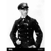 38. Reinhard Heydrich (1904-1942): Jefe de la Oficina Central de Seguridad del Reich: Uno de los arquitectos del Holocausto, organizó la Conferencia de Wannsee donde se planificó la 