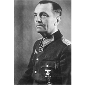 20. Friedrich Paulus (1890-1957): General alemán que comandó el 6.º Ejército en la Batalla de Stalingrado, que terminó en una derrota decisiva para Alemania.