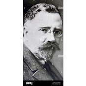 7. Lev Kámenev (1883-1936): Otro destacado bolchevique y aliado de Lenin, presidió el Soviet de Moscú y fue miembro del Politburó. También fue ejecutado durante las purgas de Stalin.