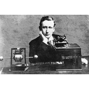 14. Guglielmo Marconi (1874-1937): Inventor italiano que desarrolló la telegrafía inalámbrica, ganando el Premio Nobel de Física en 1909.
