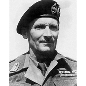 16.  Bernard Montgomery (1887-1976): Mariscal de campo británico, conocido por su liderazgo en la Batalla de El Alamein y el Día-D.